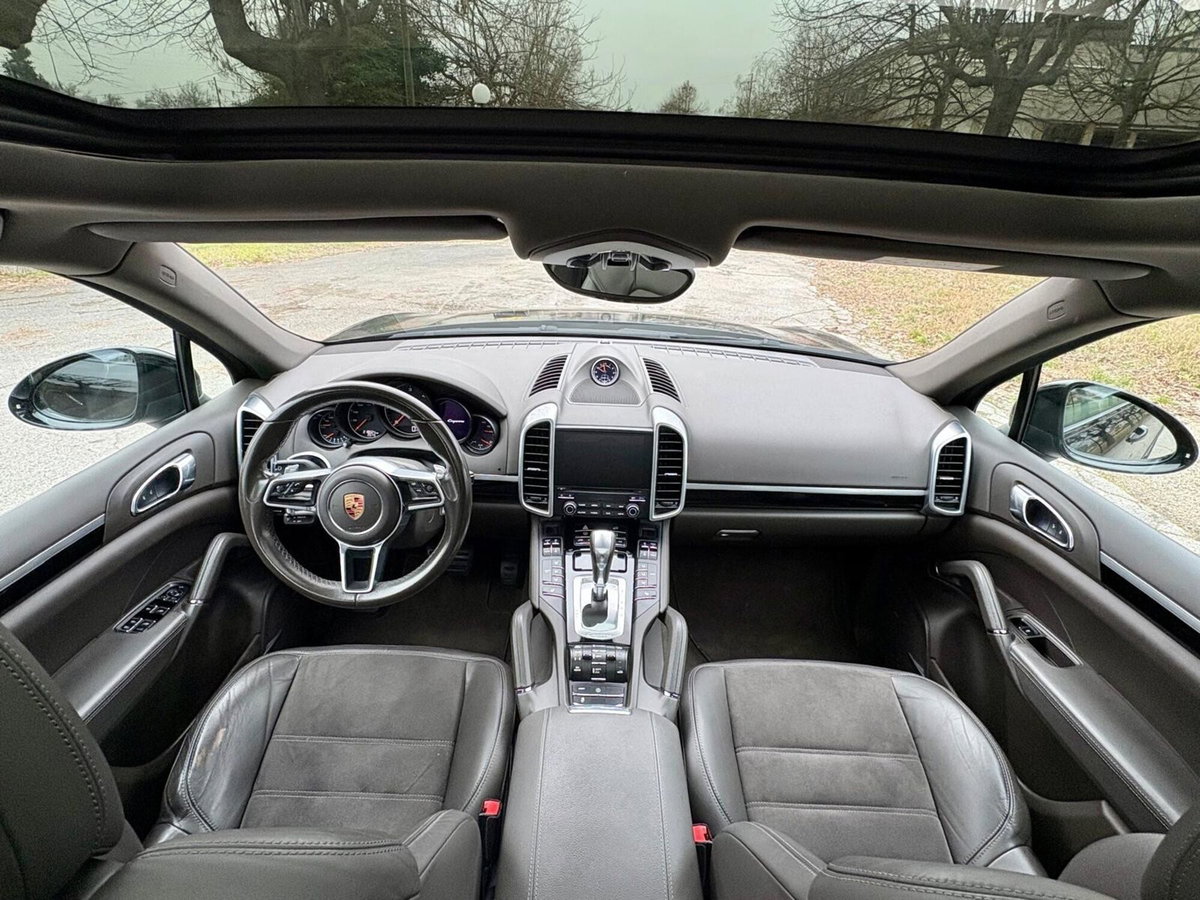 Porsche Cayenne 3.0 Diesel (5)