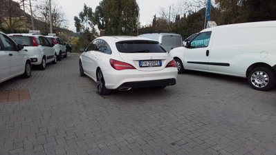 Mercedes-Benz CLA Shooting Brake 200 d Automatic Sport (10)