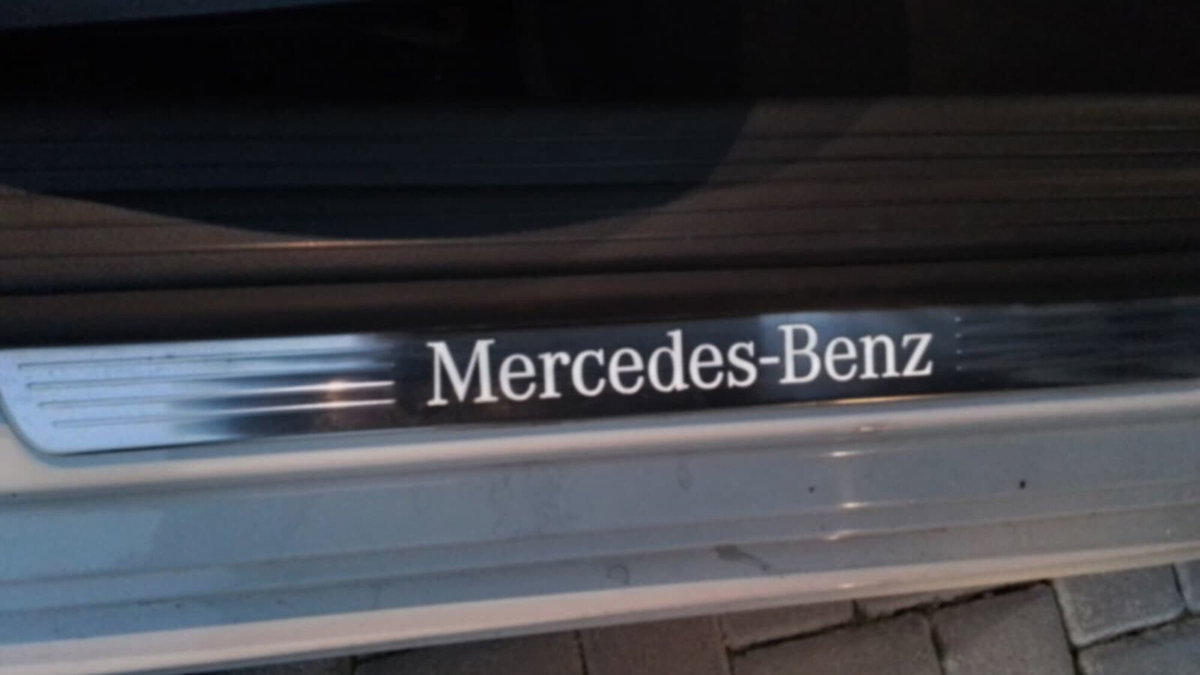 Mercedes-Benz CLA Shooting Brake 200 d Automatic Sport (4)
