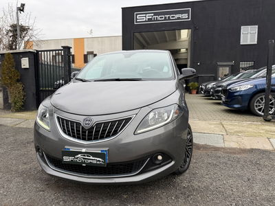 Lancia Ypsilon 1.0 FireFly 5 porte S&S Hybrid Gold Plus usata