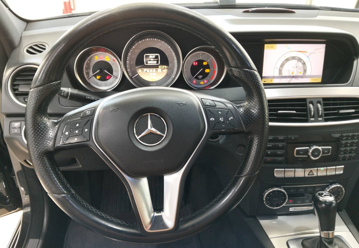 Mercedes-Benz Classe C Station Wagon 200 CDI BlueEFFICIENCY Avantgarde (12)