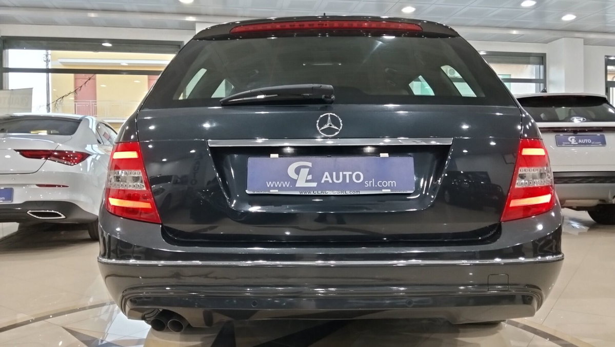 Mercedes-Benz Classe C Station Wagon 200 CDI BlueEFFICIENCY Avantgarde (4)