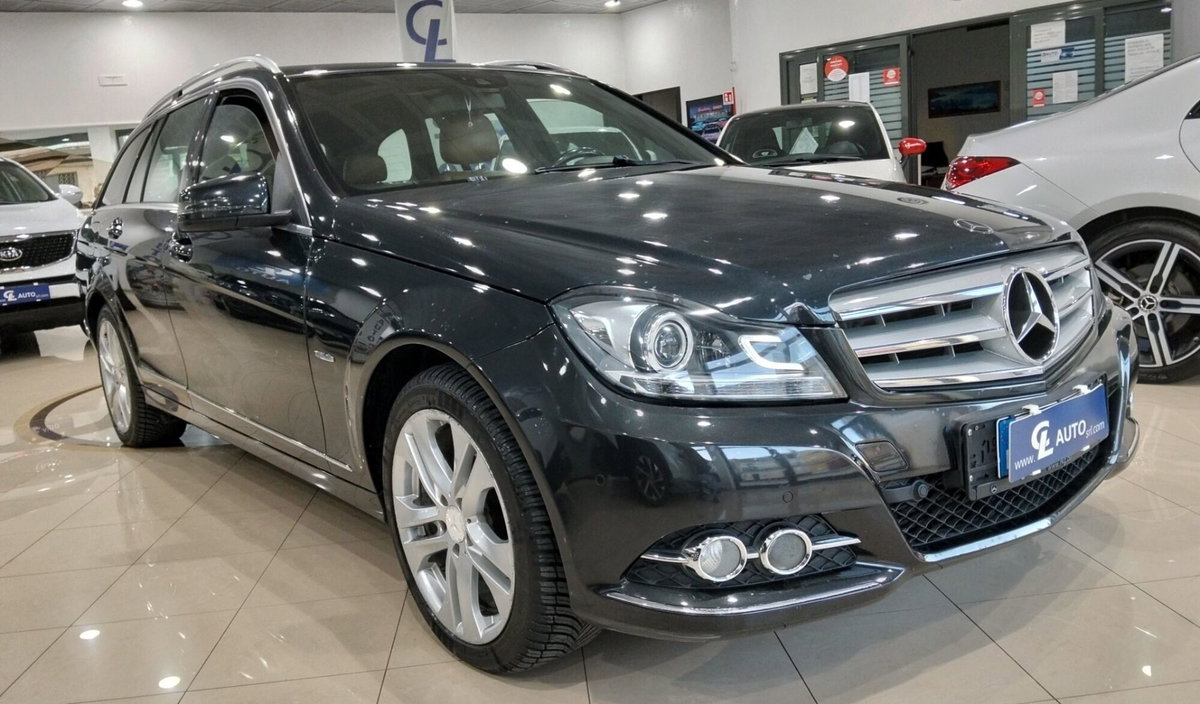 Mercedes-Benz Classe C Station Wagon 200 CDI BlueEFFICIENCY Avantgarde (2)