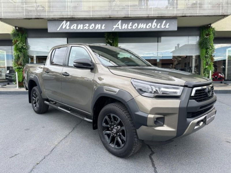 Toyota Hilux 2.D-4D A/T 4WD porte Double Cab Invincible