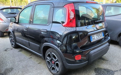 Fiat Panda 1.0 FireFly S&S Hybrid City Cross (3)
