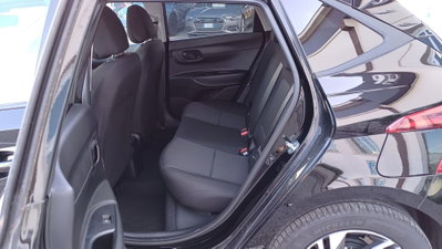Hyundai i20 1.0 T-GDI 48V iMT ConnectLine (2)