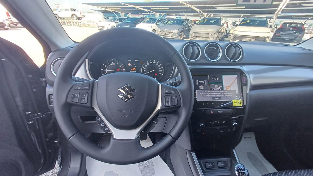 Suzuki Vitara 1.4 Hybrid Easy Cool (11)
