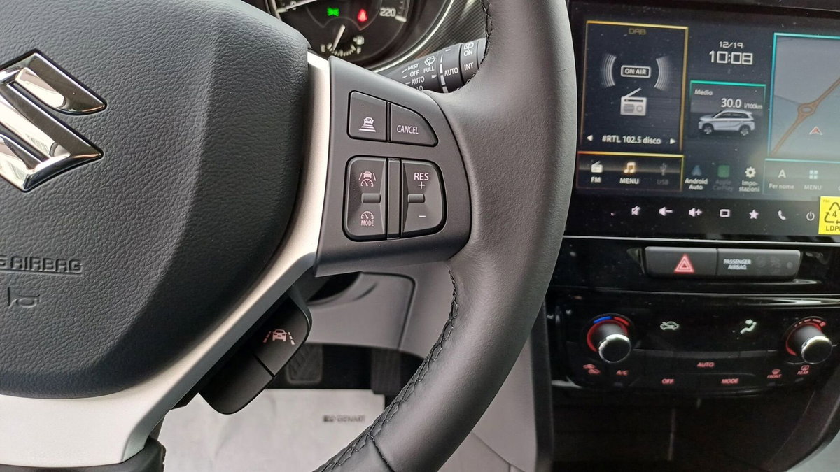 Suzuki Vitara 1.4 Hybrid 4WD AllGrip Easy Top (14)