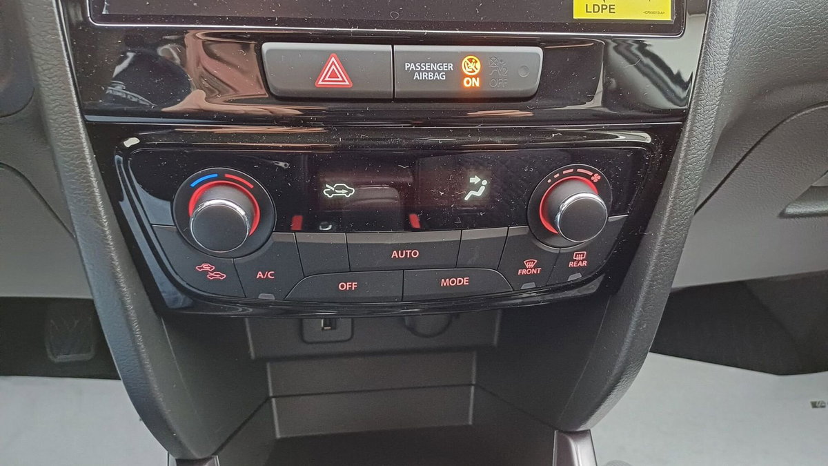 Suzuki Vitara 1.4 Hybrid 4WD AllGrip Easy Top (5)