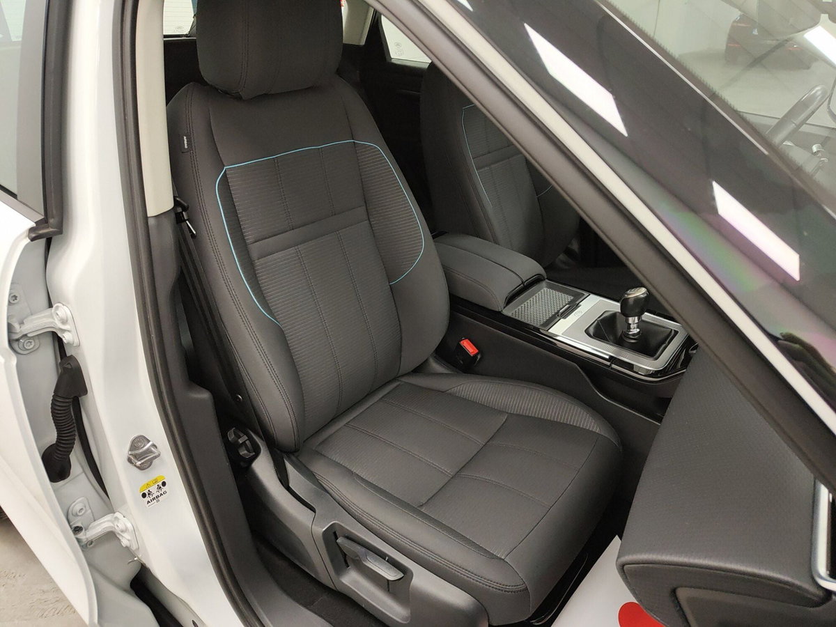 Land Rover Range Rover Evoque 2.0D I4-L.Flw 150 CV (5)