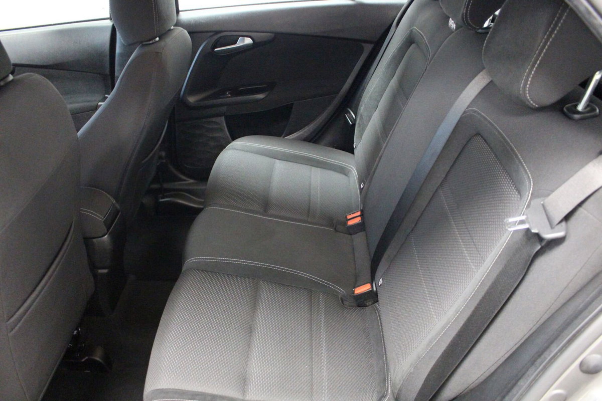 Fiat Tipo Station Wagon Tipo 1.6 Mjt S&S SW Lounge (10)