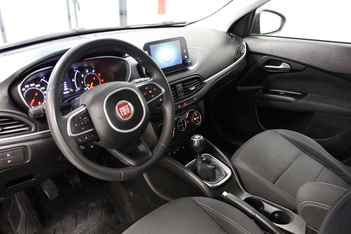 Fiat Tipo Station Wagon Tipo 1.6 Mjt S&S SW Lounge (7)