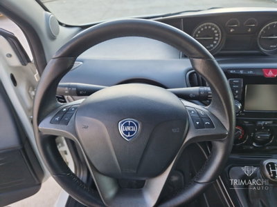 Lancia Ypsilon 1.2 69 CV 5 porte Gold (12)
