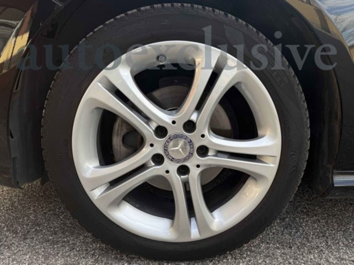 Mercedes-Benz Classe A 160 CDI Automatic Sport (12)