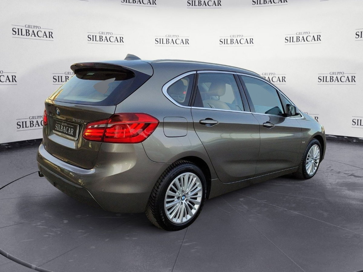 BMW Serie 2 Active Tourer 218d  Luxury auto (5)