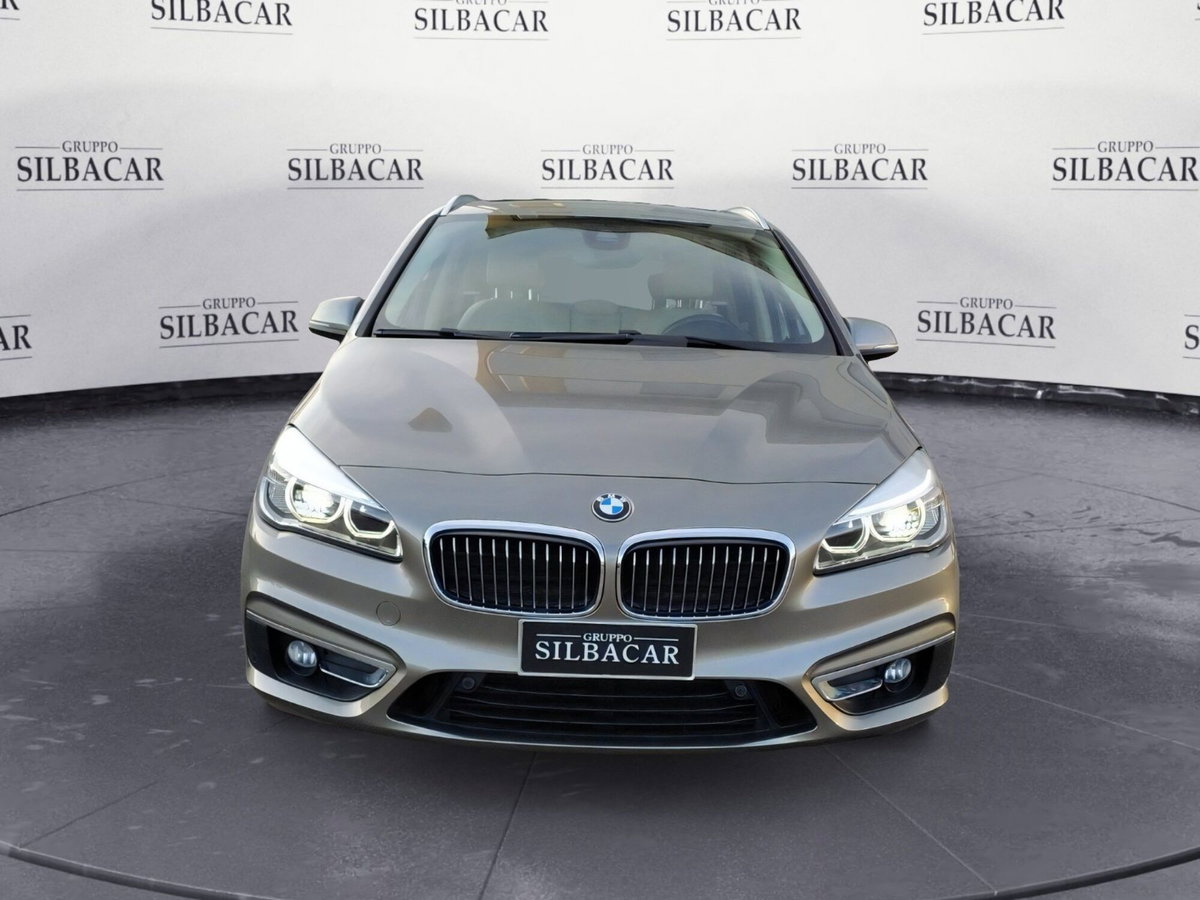 BMW Serie 2 Active Tourer 218d  Luxury auto (8)