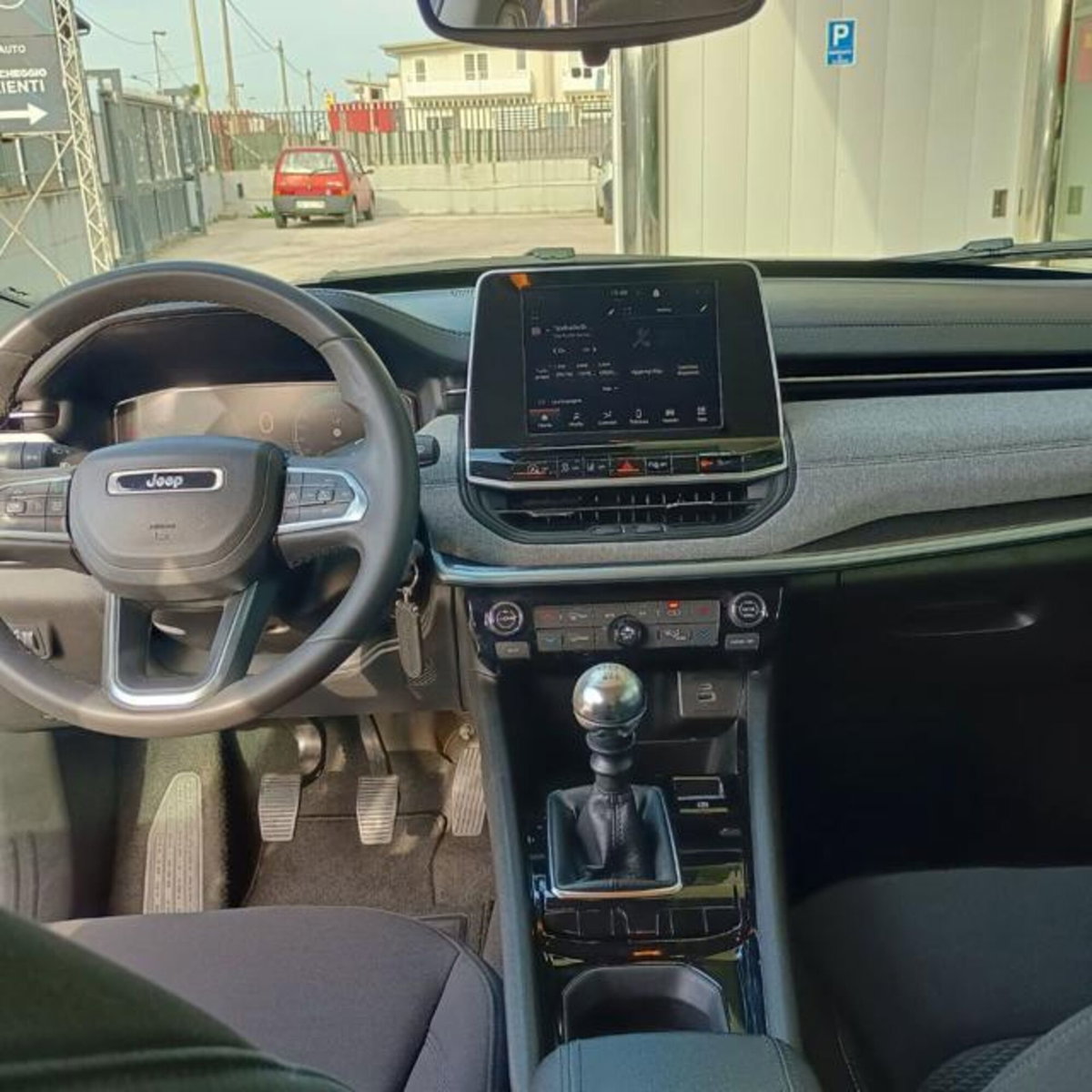 Jeep Compass 1.6 Multijet II 2WD Business (10)