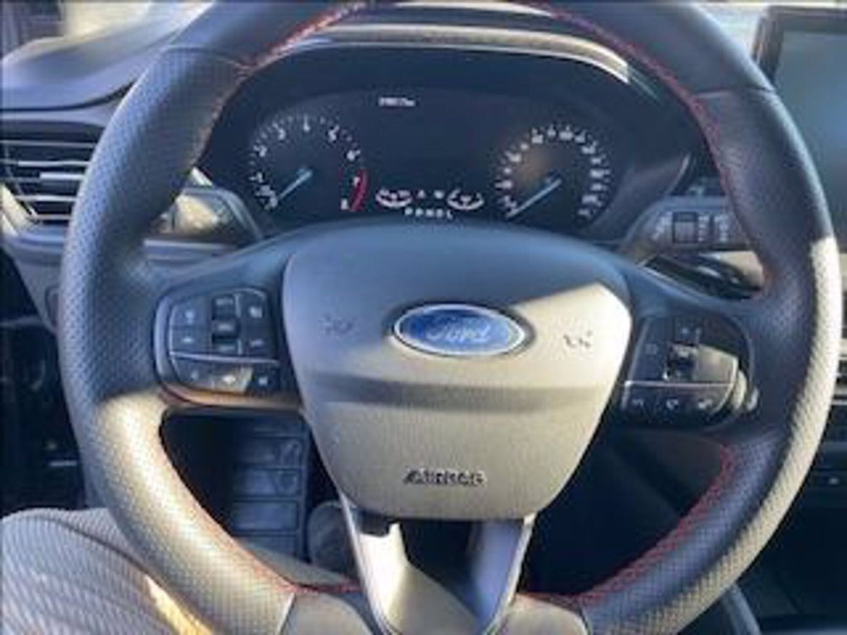 Ford Focus Station Wagon 1.0 EcoBoost Hybrid 155 CV SW ST-Line (12)