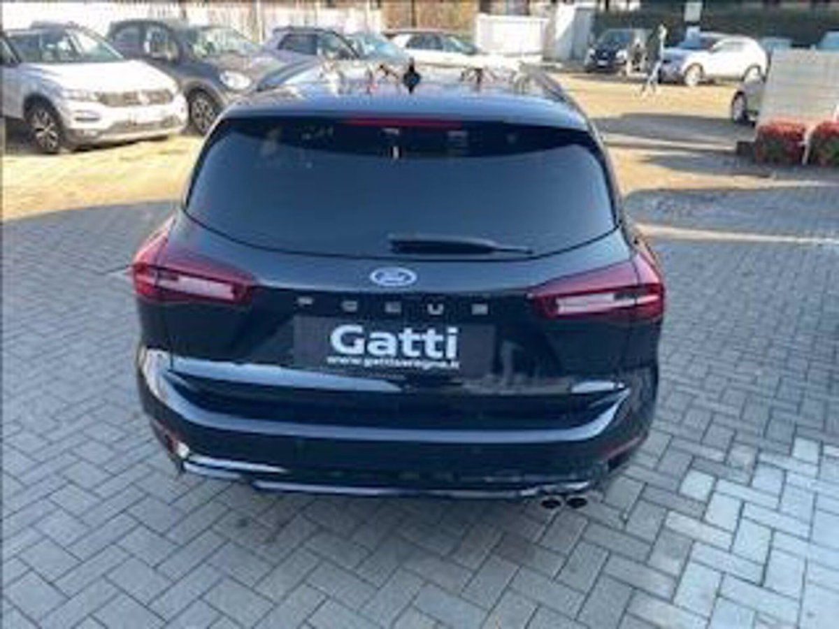 Ford Focus Station Wagon 1.0 EcoBoost Hybrid 155 CV SW ST-Line (3)