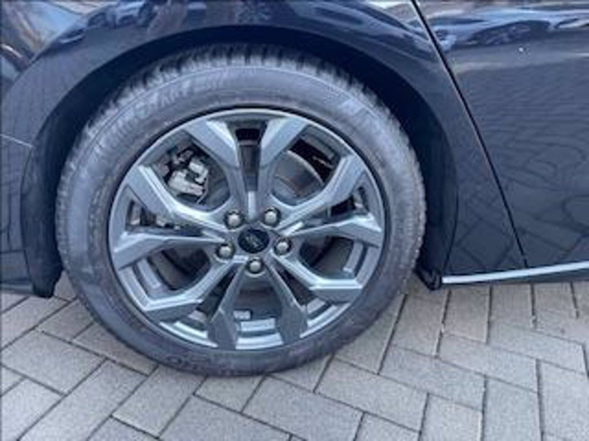Ford Focus Station Wagon 1.0 EcoBoost Hybrid 155 CV SW ST-Line (4)