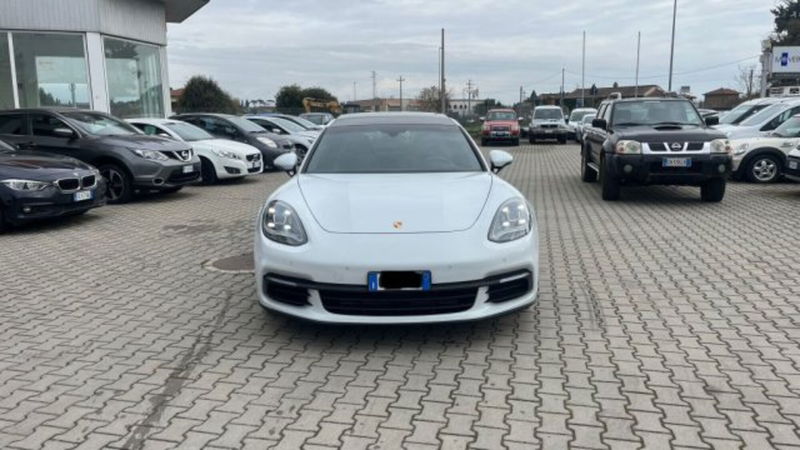 Porsche Panamera 3.0 4