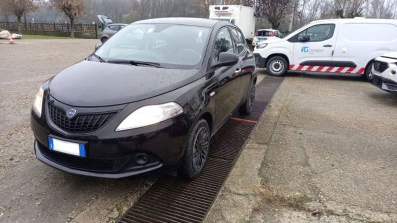 Lancia Ypsilon 1.0 FireFly 5 porte S&S Hybrid Silver Plus