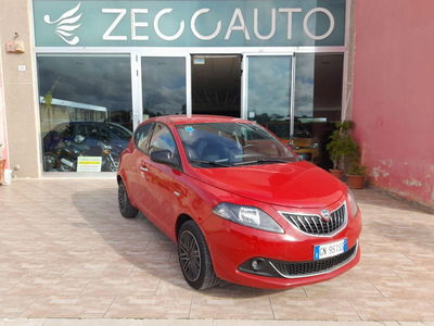 Lancia Ypsilon 1.0 FireFly 5 porte S&S Hybrid Gold Plus usata