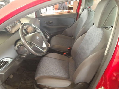 Lancia Ypsilon 1.0 FireFly 5 porte S&S Hybrid Ecochic Silver (8)