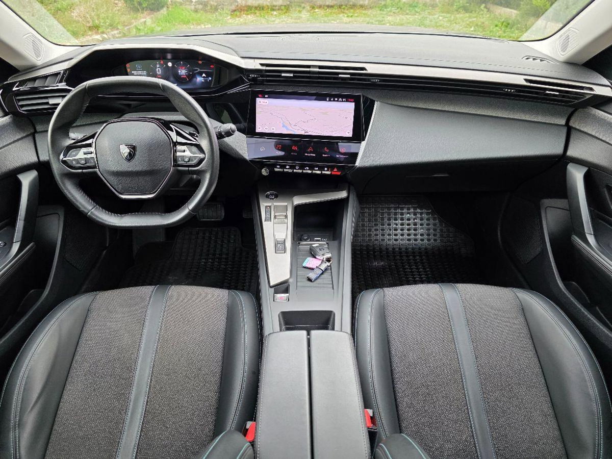 Peugeot 308 SW BlueHDi 130 S&S EAT8 Allure Pack (16)