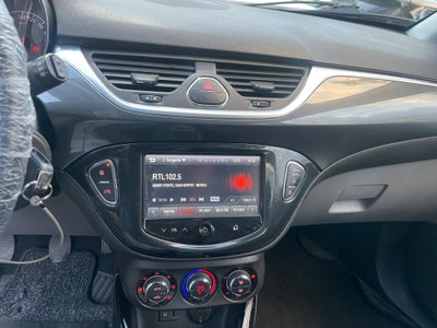 Opel Corsa 1.4 90CV GPL Tech 5 porte Cosmo (16)
