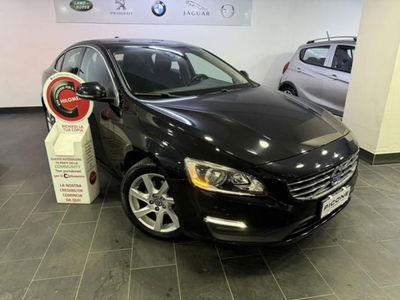 Volvo S60 D2 Momentum usata