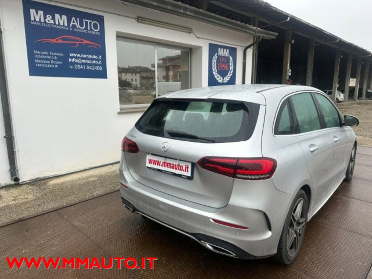 Mercedes-Benz Classe B 180 d Sport (2)
