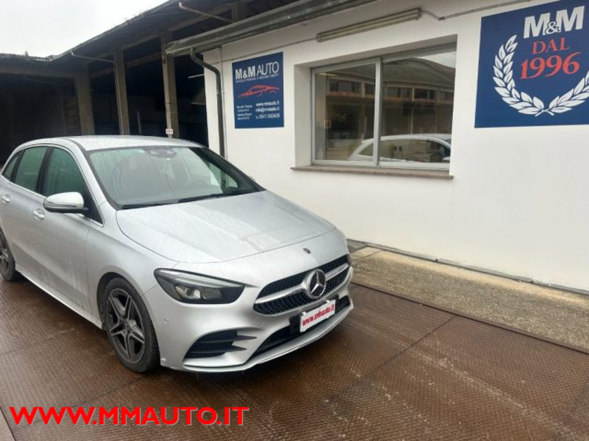 Mercedes-Benz Classe B 180 d Sport (4)