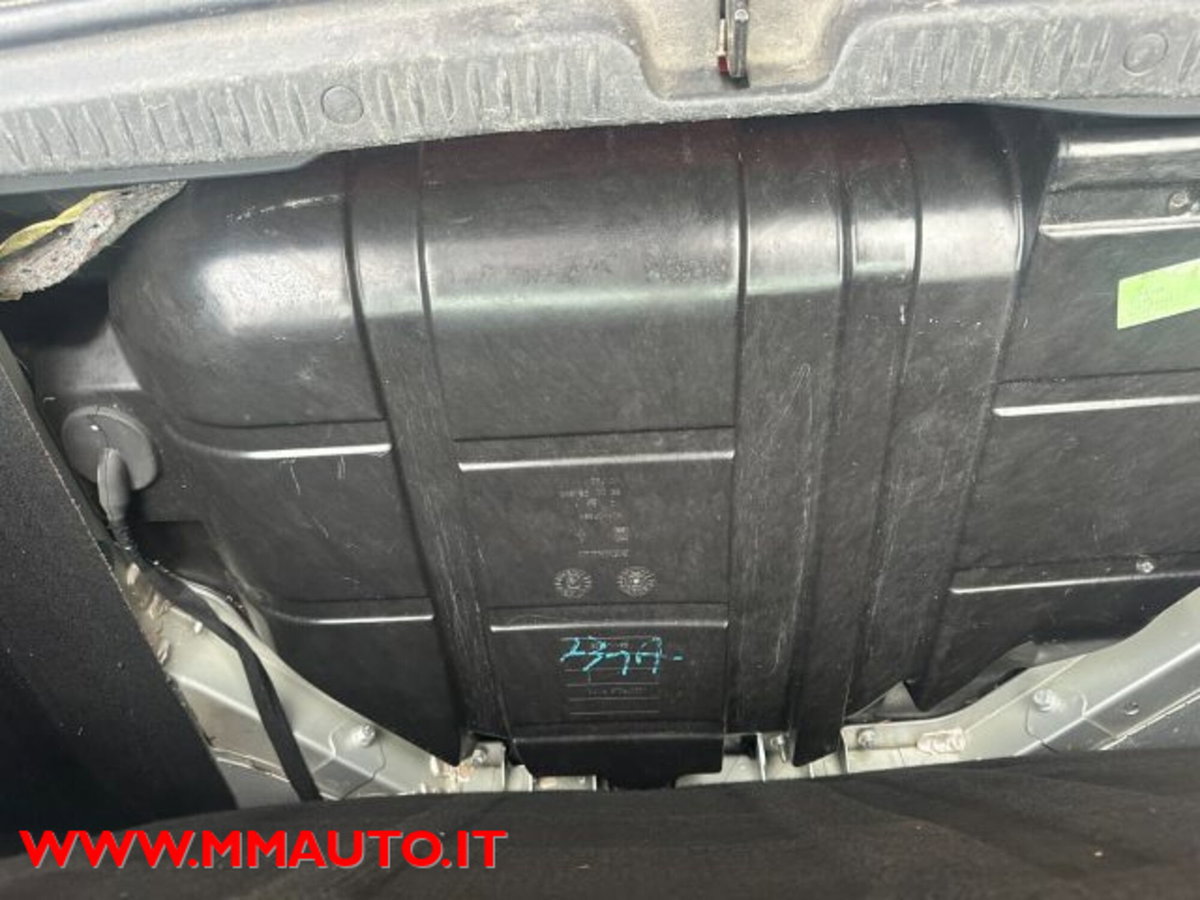Renault Scenic E-Tech Electric 1.6 16V/105CV GPL Serie Speciale (10)
