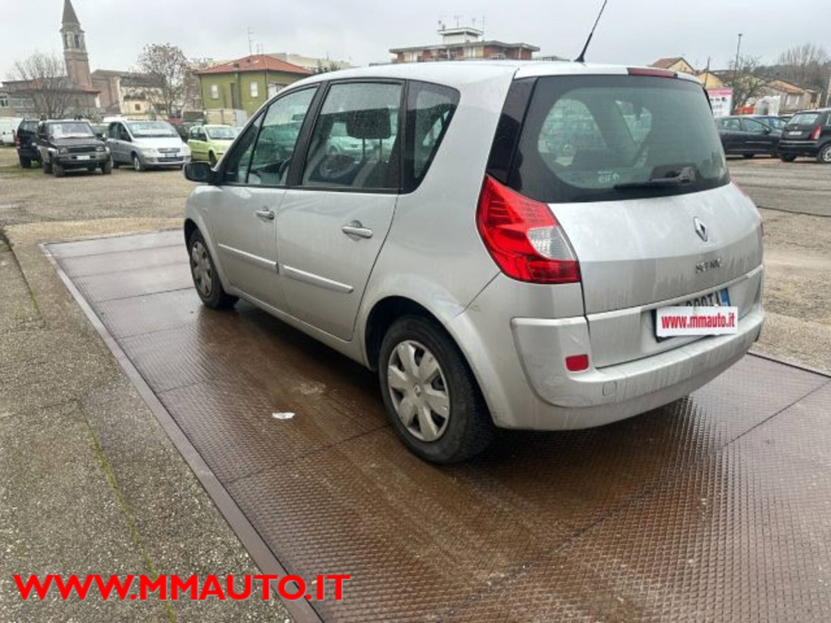 Renault Scenic E-Tech Electric 1.6 16V/105CV GPL Serie Speciale (2)