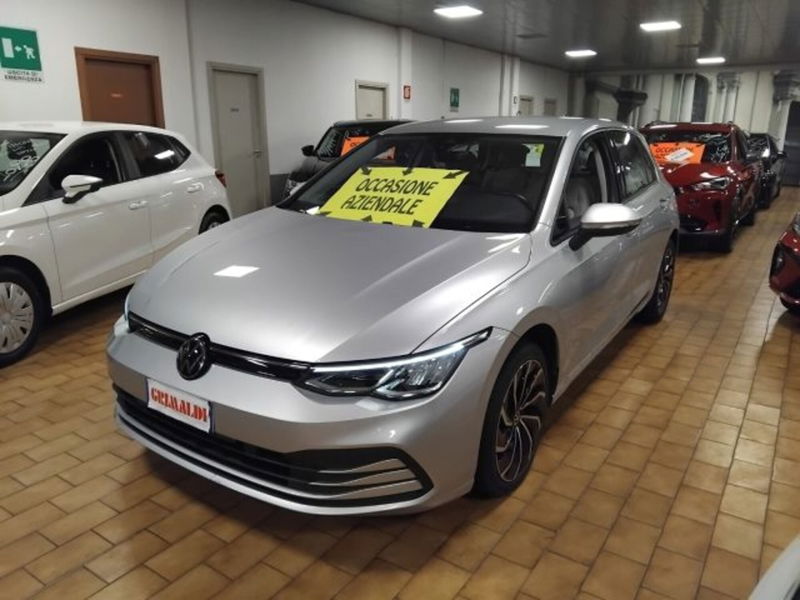 Volkswagen Golf 1.0 eTSI EVO DSG Life