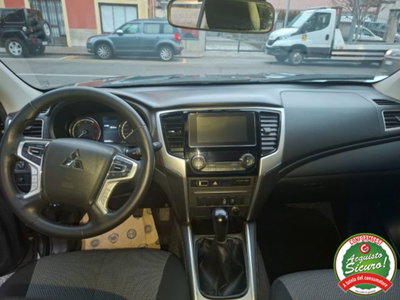 Mitsubishi L200 2.3 D Club Cab 4x4 Super Select Intense (12)