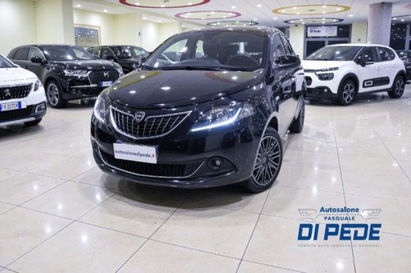 Lancia Ypsilon 1.0 FireFly 5 porte S&S Hybrid Ecochic Gold
