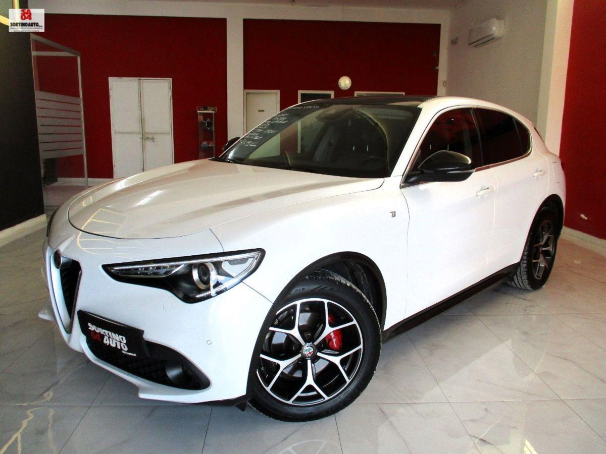 Alfa Romeo Stelvio Stelvio 2.2 Turbodiesel 190 CV AT8 Q4 Ti (2)