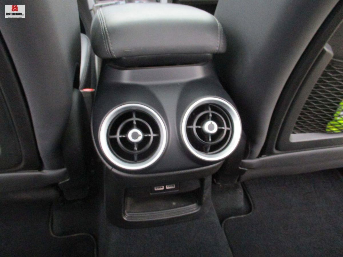 Alfa Romeo Stelvio Stelvio 2.2 Turbodiesel 190 CV AT8 Q4 Ti (15)