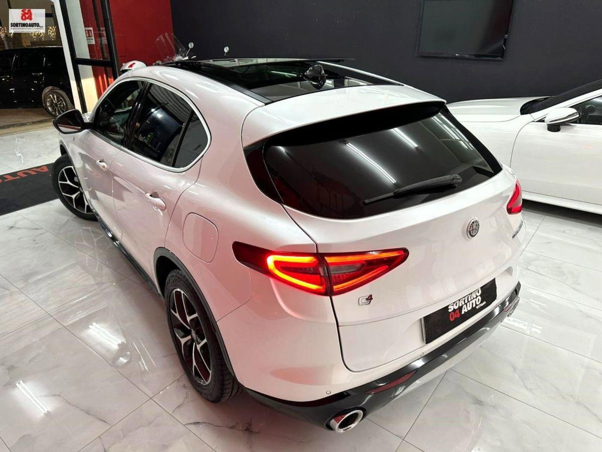 Alfa Romeo Stelvio Stelvio 2.2 Turbodiesel 190 CV AT8 Q4 Ti (3)