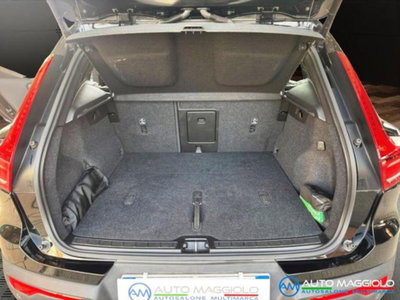 Volvo XC40 T2 automatico Core (12)