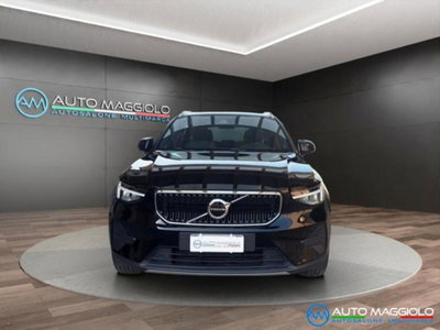 Volvo XC40 T2 automatico Core (2)
