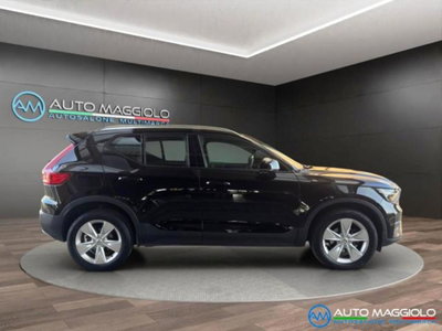 Volvo XC40 T2 automatico Core (4)
