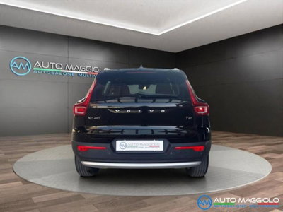 Volvo XC40 T2 automatico Core (6)