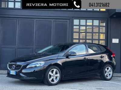 Volvo V40 D2 R-design Momentum usata