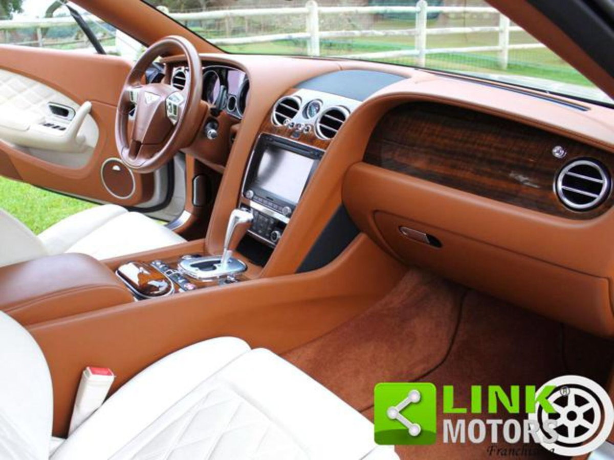 Bentley Continental GTC Continental GTC V8 S (10)