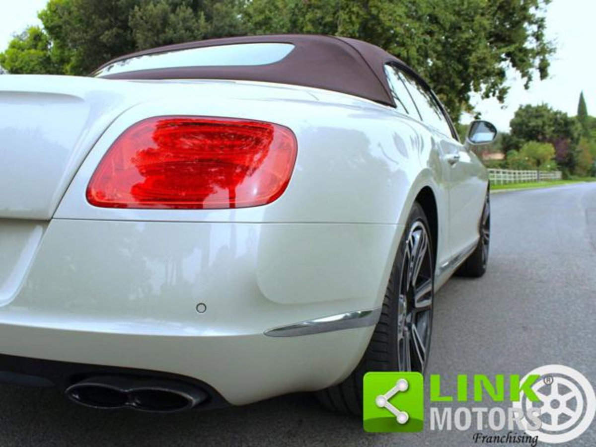 Bentley Continental GTC Continental GTC V8 S (18)
