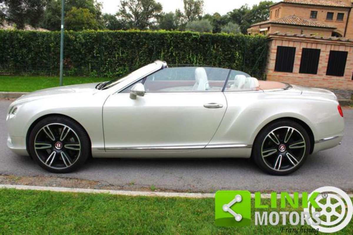 Bentley Continental GTC Continental GTC V8 S (20)