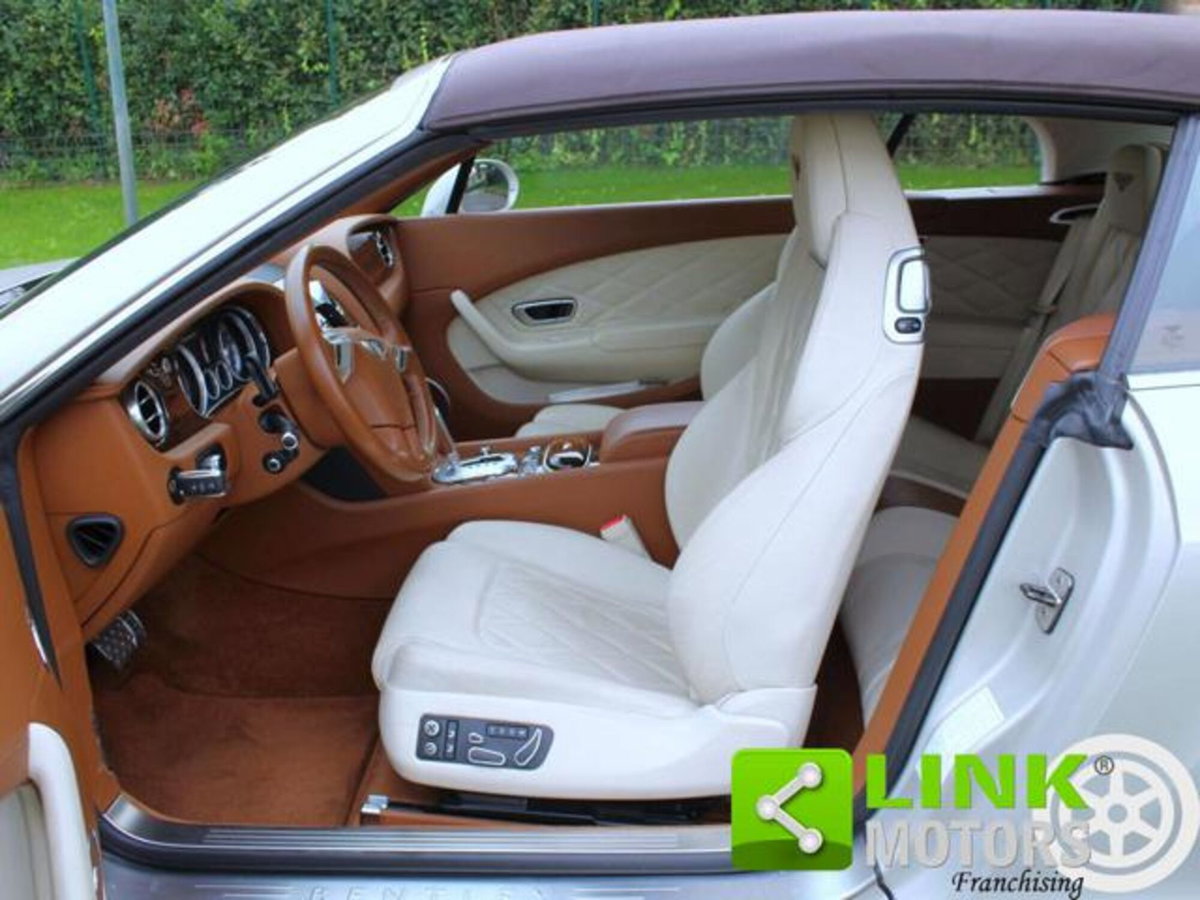 Bentley Continental GTC Continental GTC V8 S (6)